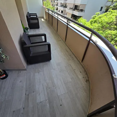 Alzahir Apartment